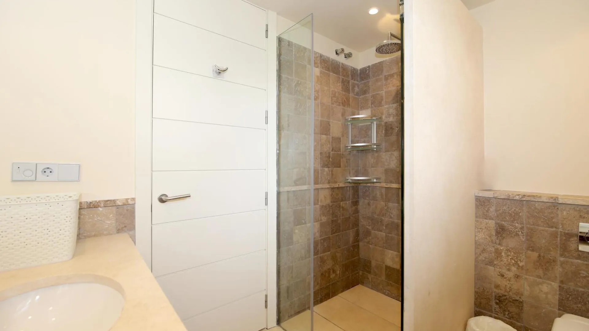 Benahavis Apartment Oksana Estepona