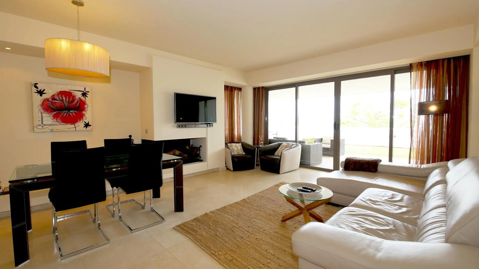 Benahavis Apartment Oksana Estepona Spanien
